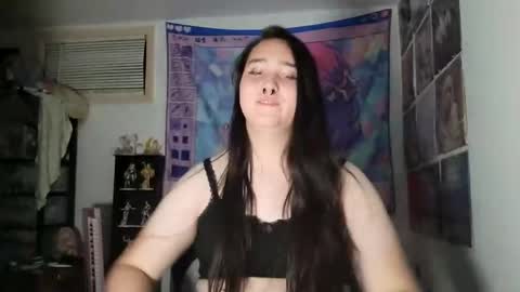 nonbinarybeauty20 online show from 20, 12, 2024