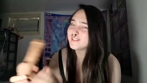 nonbinarybeauty20 online show from 1, 3, 2025