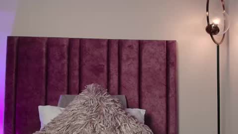 Nora Da Silva online show from 28, 11, 2025