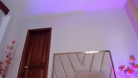 Snapshot of nora_dasilva chatting on 3, 2, 2026 Nora Da Silva online show from 3, 2, 2026