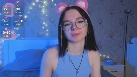 Nora Failure online show from 5, 2, 2025