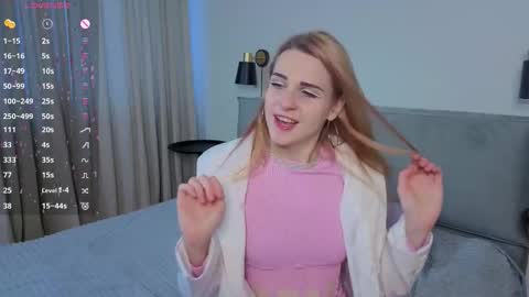 Elina online show from 4, 11, 2025