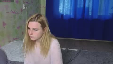 Snapshot of noradunn chatting on 15, 6, 2026 Elina online show from 15, 6, 2026