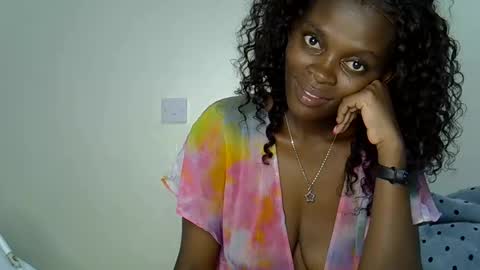 Snapshot of norah_pure chatting on 26, 12, 2024 norah_pure online show from 26, 12, 2024