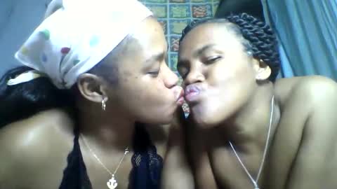 nosminah01 online show from 9, 9, 2025