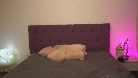 Tina online show from 5, 1, 2025