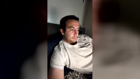 notmeantforeggs online show from 1, 5, 2026