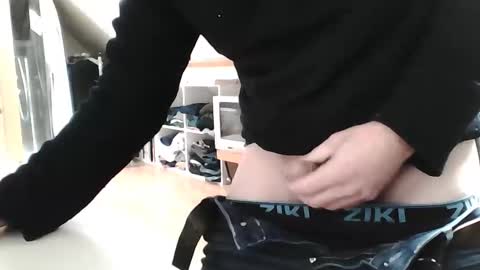 noux69 online show from 8, 1, 2025