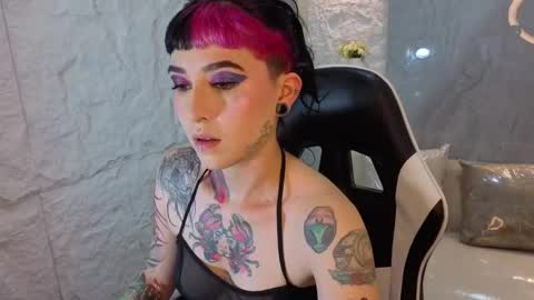 Live 1500am 2100pm online show from 13, 12, 2025