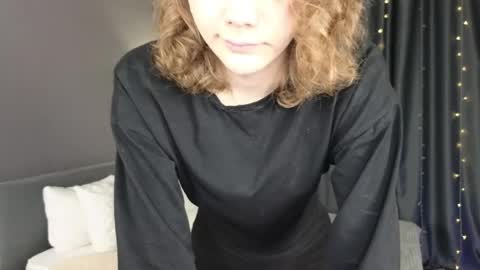 Snapshot of novaeva_ chatting on 29, 5, 2026 Eva online show from 29, 5, 2026