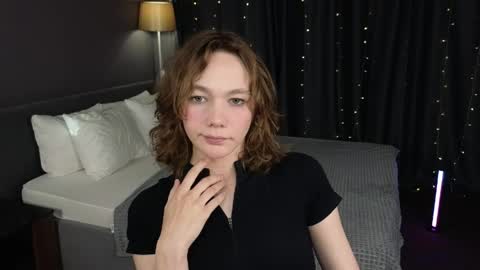 Snapshot of novaeva_ chatting on 1, 6, 2026 Eva online show from 1, 6, 2026