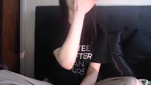 Olivia online show from 11, 11, 2025