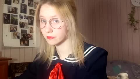 Snapshot of novellahartig chatting on 12, 2, 2026 Sari It is my first day online show from 12, 2, 2026