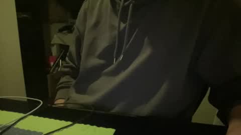 novio_muyalto online show from 7, 11, 2025