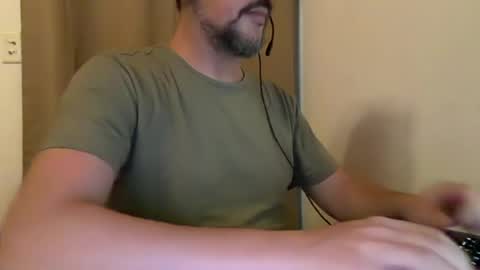 novio_muyalto online show from 29, 6, 2026