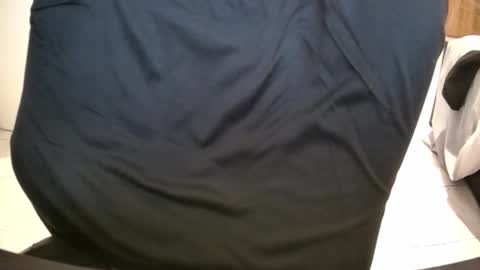 Snapshot of nuotatore90 chatting on 5, 1, 2026 nuotatore90 online show from 5, 1, 2026