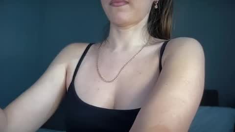 Snapshot of nursedoll chatting on 12, 7, 2026 Ema online show from 12, 7, 2026