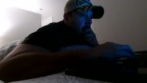 nuttincowboy727272 online show from 15, 12, 2025