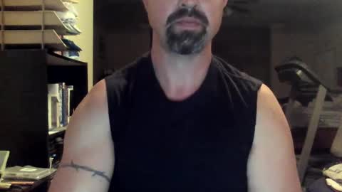 Snapshot of nvrenuff1979 chatting on 11, 9, 2025 nvrenuff1979 online show from 11, 9, 2025