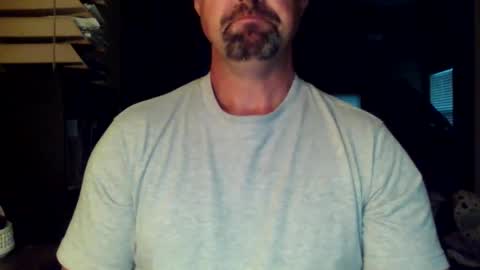 Snapshot of nvrenuff1979 chatting on 30, 9, 2025 nvrenuff1979 online show from 30, 9, 2025