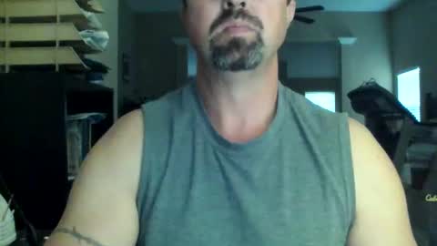 Snapshot of nvrenuff1979 chatting on 14, 11, 2025 nvrenuff1979 online show from 14, 11, 2025