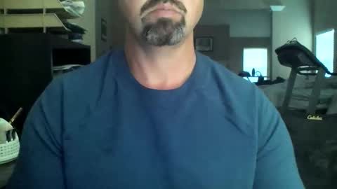 Snapshot of nvrenuff1979 chatting on 19, 11, 2025 nvrenuff1979 online show from 19, 11, 2025