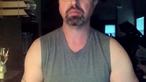 Snapshot of nvrenuff1979 chatting on 19, 1, 2026 nvrenuff1979 online show from 19, 1, 2026