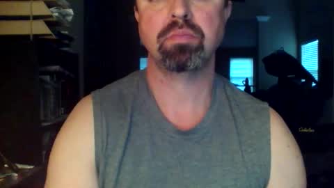 Snapshot of nvrenuff1979 chatting on 2, 2, 2026 nvrenuff1979 online show from 2, 2, 2026