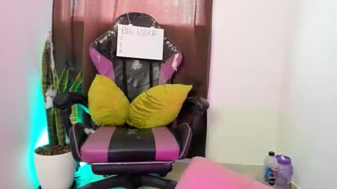 Nia online show from 23, 11, 2025