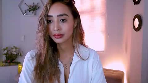 Nycole online show from 1, 2, 2025