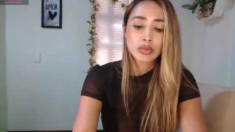 Snapshot of nycole_1988 chatting on 30, 7, 2026 Nycole online show from 30, 7, 2026