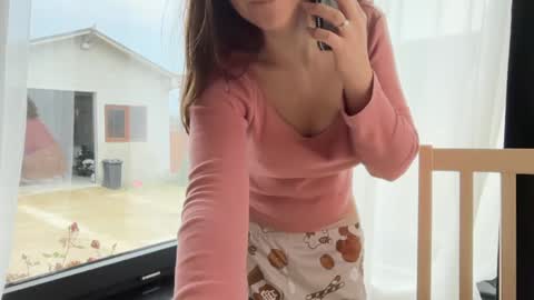 Nicol online show from 5, 12, 2025