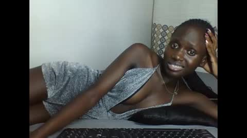 Snapshot of nylamoon1 chatting on 19, 5, 2026 nylamoon1 online show from 19, 5, 2026