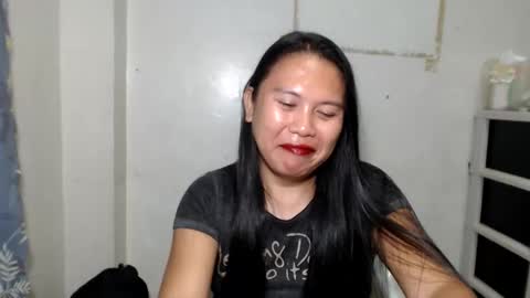 Snapshot of nylecummer chatting on 19, 5, 2026 nylecummer online show from 19, 5, 2026