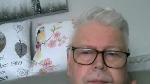 Snapshot of nylonlegs69 chatting on 27, 2, 2026 stockings suspenders mad online show from 27, 2, 2026