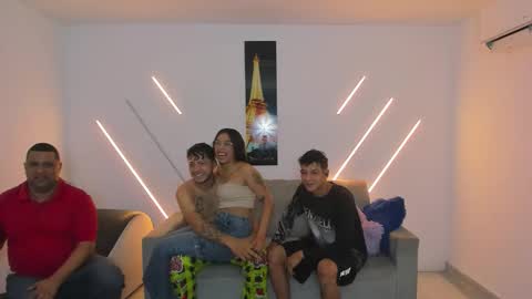 nympho_nathy_sophi online show from 13, 12, 2025