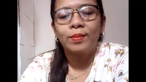 Snapshot of nymphoangel2022 chatting on 11, 2, 2025 I am your angel online show from 11, 2, 2025