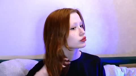 nyra_thira online show from 25, 4, 2026