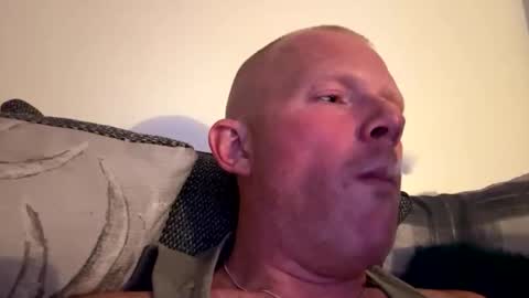 Snapshot of nytram999 chatting on 4, 10, 2025 nytram999 online show from 4, 10, 2025