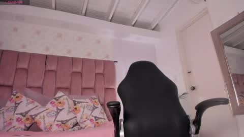 Snapshot of nyxki_daa chatting on 7, 6, 2026 Nyxki Daa online show from 7, 6, 2026