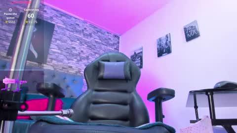 Snapshot of nyxx_moon chatting on 2, 8, 2026 Nyx Moon Schedule 1500 - 2200 online show from 2, 8, 2026