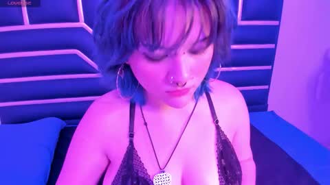 Nyx  online show from 13, 1, 2026