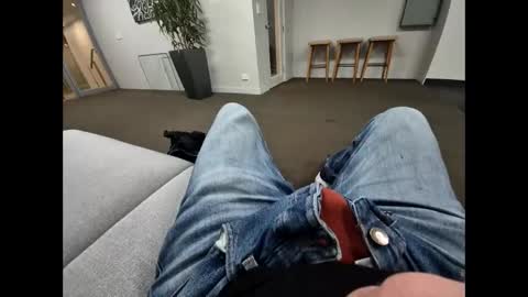 obedient9402 online show from 26, 2, 2026