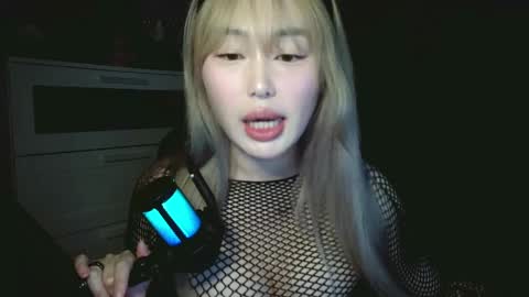 Snapshot of obeycarrienoona chatting on 18, 4, 2026 Goddess Carrie online show from 18, 4, 2026