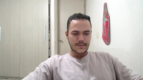 Snapshot of obsessive_love chatting on 10, 1, 2025 Aaron online show from 10, 1, 2025