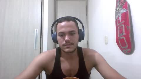 Snapshot of obsessive_love chatting on 12, 1, 2025 Aaron online show from 12, 1, 2025