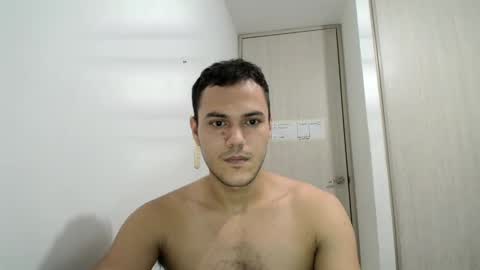 Snapshot of obsessive_love chatting on 14, 2, 2025 Aaron online show from 14, 2, 2025