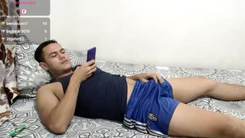 Snapshot of obsessive_love chatting on 10, 3, 2025 Aaron online show from 10, 3, 2025