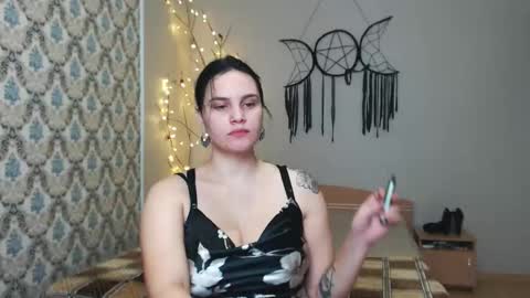 Snapshot of obsidian_rose_ chatting on 9, 11, 2025 Beatrix online show from 9, 11, 2025