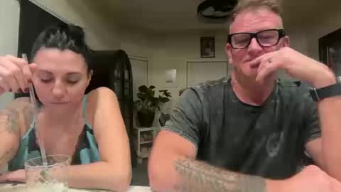 Snapshot of obsidianheartsx chatting on 18, 10, 2025 SimplyUs online show from 18, 10, 2025